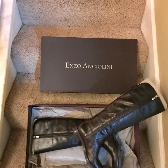 Beautiful brown and Black leather boots!!! - Picture 1 of 4